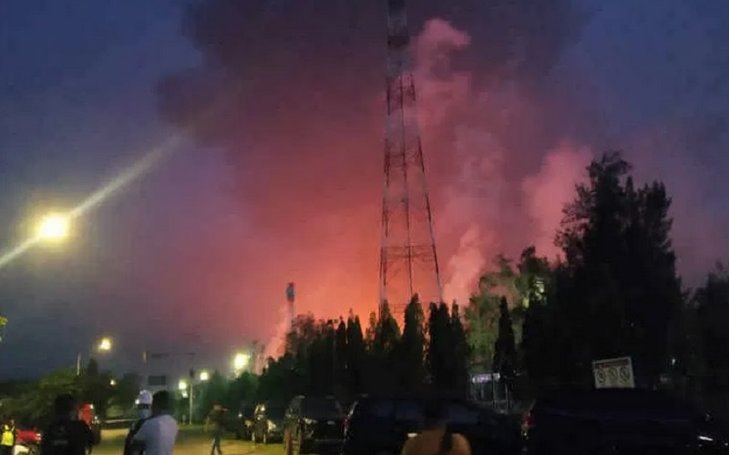  Kebakaran Kilang di Cilacap: Pertamina Gunakan Foam Monitor untuk Padamkan Api