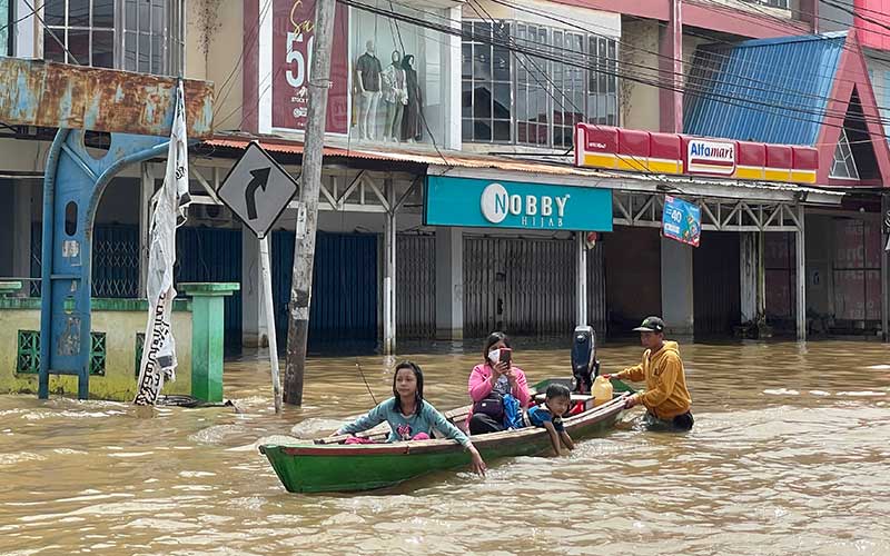  Banjir di Sintang Kalimantan Barat Belum Surut