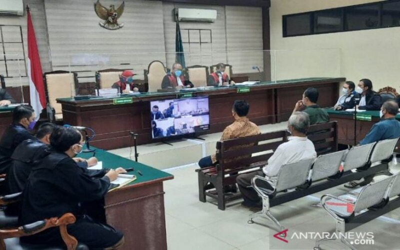  Sidang Bupati Nganjuk, Tukang Becak Jadi Saksi