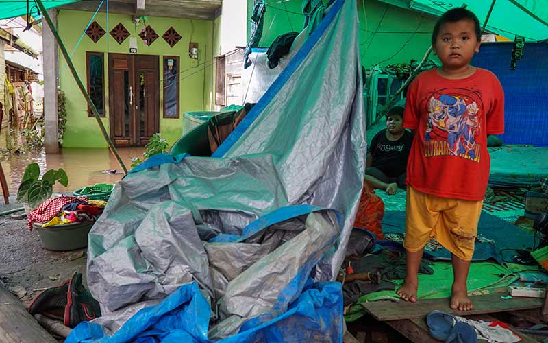  Ribuan Warga Korban Banjir di Kabupaten Sintang Kalbar Masih Mengungsi
