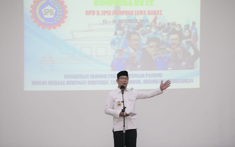  Ridwan Kamil: Kesejahteraan Buruh dan Industri Harus Adil 