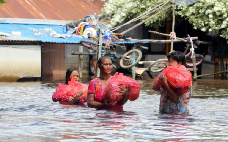  Sudah Sebulan, Banjir di Kabupaten Sintang Belum Surut