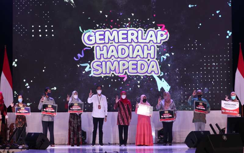  Tabungan Simpeda Bank Jatim (BJTM) 2,24 Juta Rekening, Peringkat 1 di Kelompok BPD
