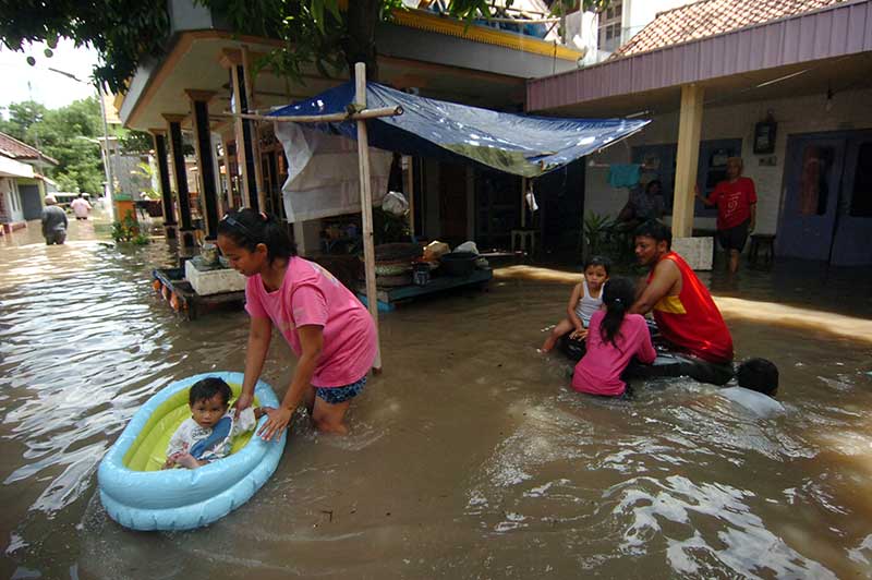  Curah Hujan Tinggi, Ratusan Rumah di Tegal Jawa Tengah Terendam Banjir