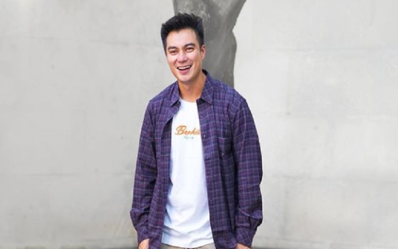  Sambangi Simon McMenemy dan Chelsie Monica, Baim Wong Minta Tips Main Game