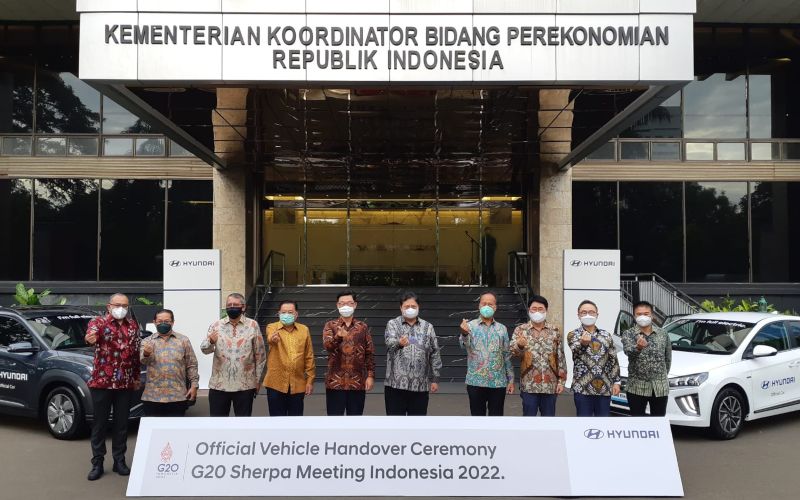 Jadi Kendaraan Resmi G20 Indonesia, Hyundai Serahkan 42 Mobil Listrik ke Pemerintah
