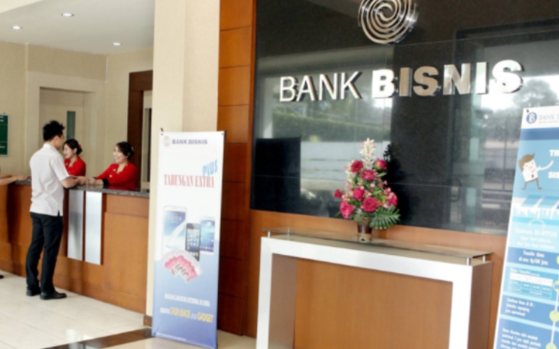 Aktivitas di salah satu kantor cabang Bank Bisnis Internasional/bankbisnis.id