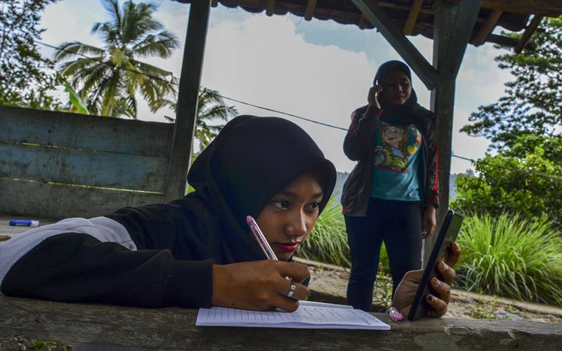 Industri Telekomunikasi Berharap Omicron Tidak Meledak di Indonesia