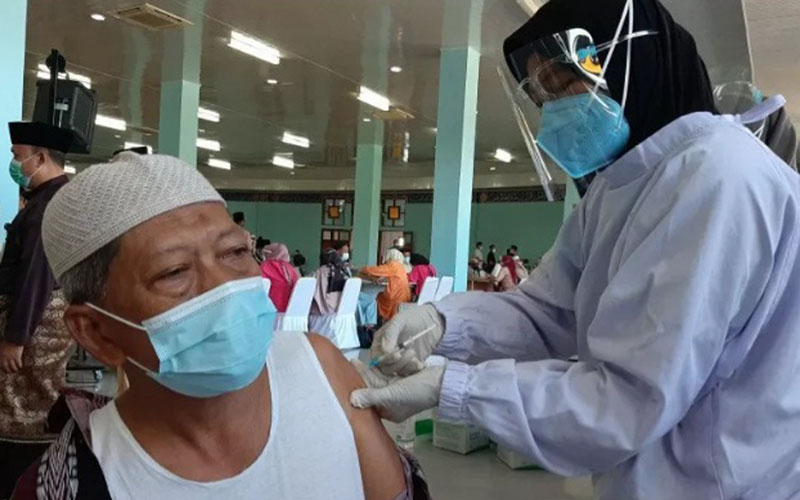  Kawal Prokes, Riau Masih Punya Stok 300 Ribu Dosis Vaksin Covid-19