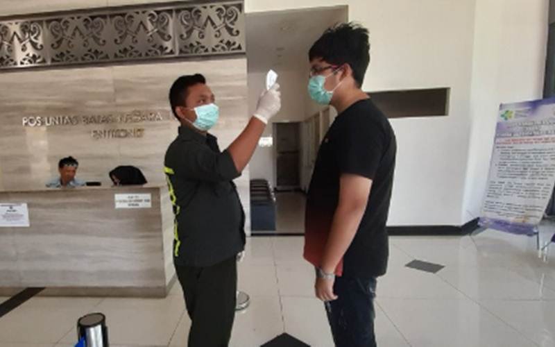  Cegah Omicron, Begini Alur Kedatangan di Pintu Masuk Aruk dan Entikong 