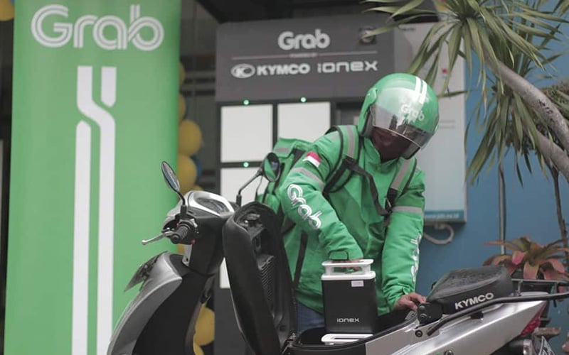  Grab Tambah 30 Stasiun Tukar Baterai Motor Listrik di Jakarta