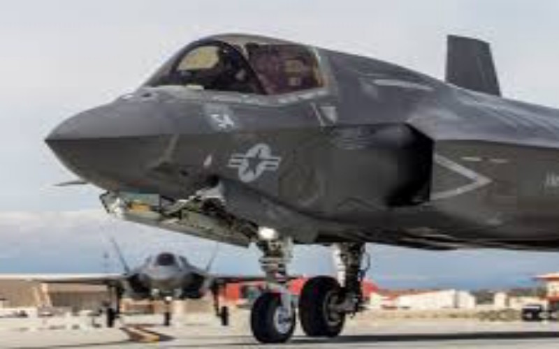  Jet Tempur F-35B dengan Bom Pintar Sukses Diuji Coba