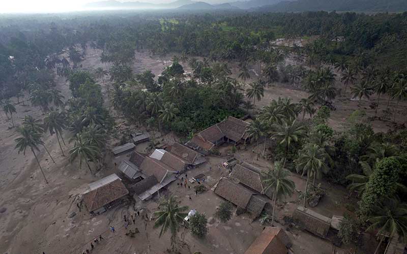  DAMPAK ERUPSI GUNUNG SEMERU : Telkom  Atur Ulang Jaringan