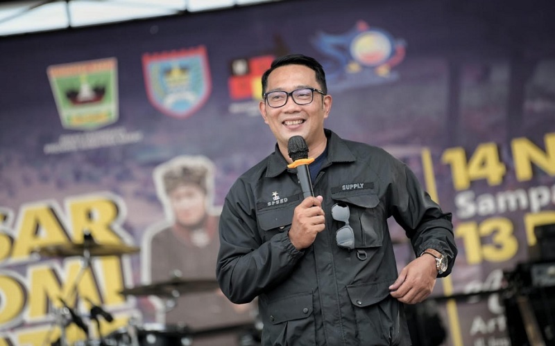  Ridwan Kamil Terjunkan Jabar Quick Response ke Semeru