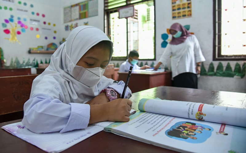  PPKM Luar Jawa-Bali Diperpanjang, Ini Aturan Sekolah Tatap Muka
