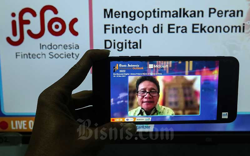  EKOSISTEM DIGITAL : Akrobat Fintech Kian Memikat