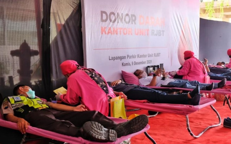  Rayakan HUT Pertamina ke-64, Patra Niaga Jawa Bagian Tengah Gelar Bakti Sosial