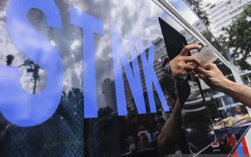  Jatim Gelontorkan Insentif Diskon & Pemutihan Pajak Kendaraan Rp389,12 Miliar