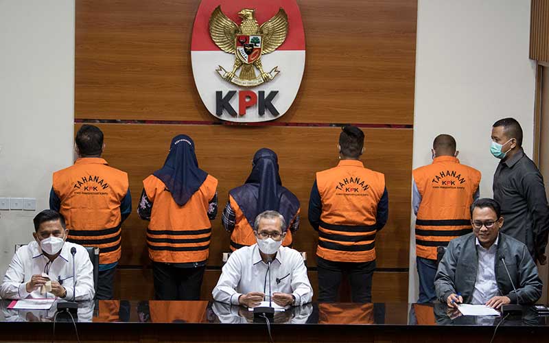  KPK Tahan 15 Anggota dan Mantan DPRD Kabupaten Muara Enim