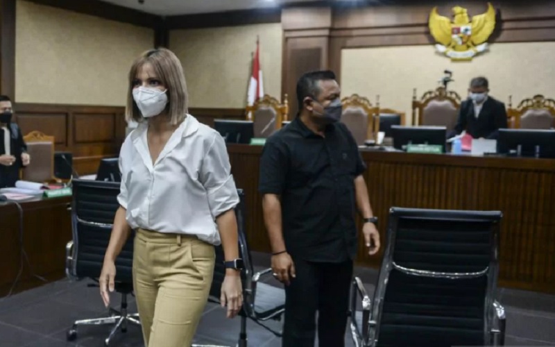  Kasus Narkoba, Artis Nia Ramadhani dan Ardi Bakrie Disidang Hari Ini