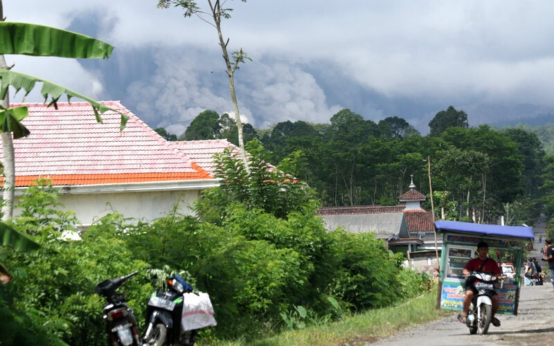  Wapres Ma\'ruf Amin Beri Catatan Khusus Relokasi Warga Terdampak Semeru