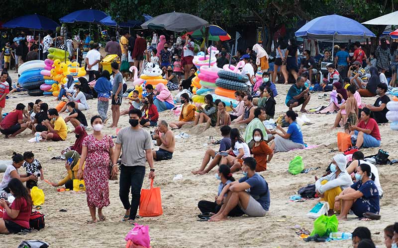  Jelang Libur Natal dan Tahun Baru, Bali Batasi Jumlah Pengunjung di Kawasan Pariwisata