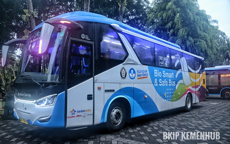 Bio Smart and Safe Bus bikinan Universitas Diponegoro yang dilengkapi HEPA Filter untuk mencegah penularan Covid-19. /Kemenhub