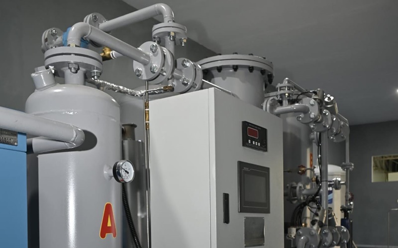  12 RS Terima Bantuan Oxygen Generator dan Kompresor 