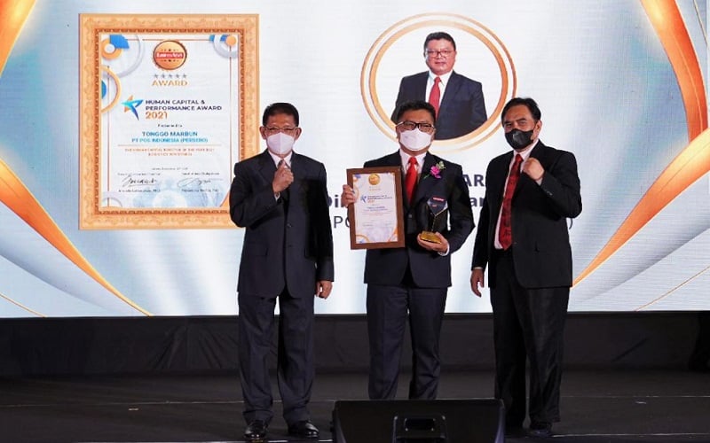  Pos Indonesia Sabet 2 Penghargaan dalam Ajang Human Capital & Performance Award 2021