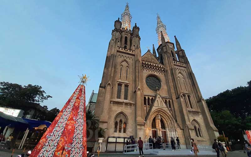  Batasi Jumlah Jemaat, Gereja Katedral Jakarta Juga Menggelar Misa Natal Secara Daring