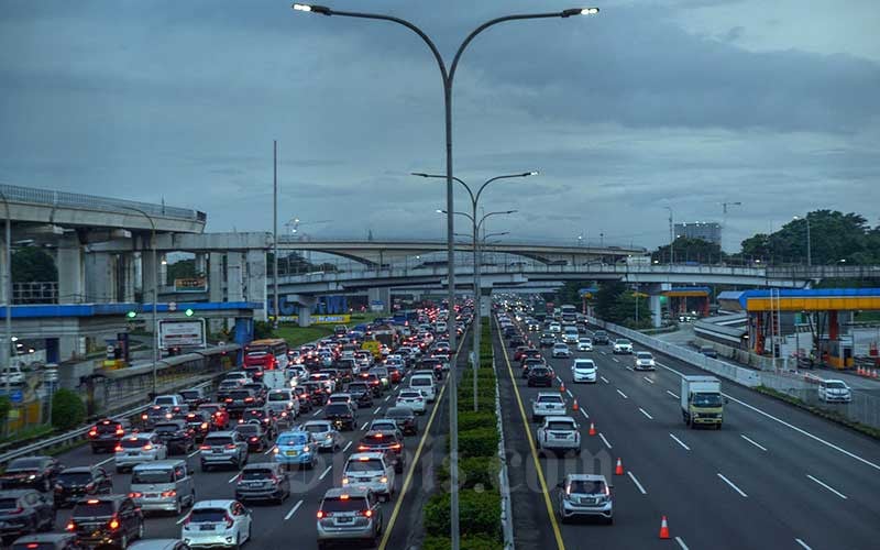  Sebanyak 1,1 Juta Kendaraan Meninggalkan Jakarta Saat Libur Natal