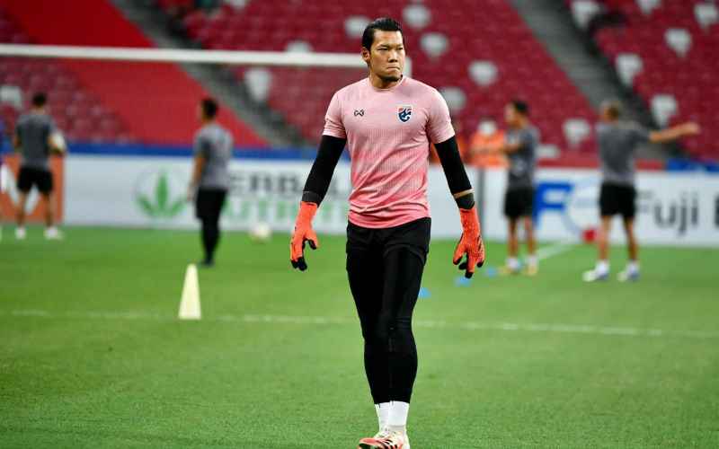  Kiper Kawin Thamsatchanan Dimainkan di Menit Akhir sebagai Penghormatan Terakhir untuk Ayah