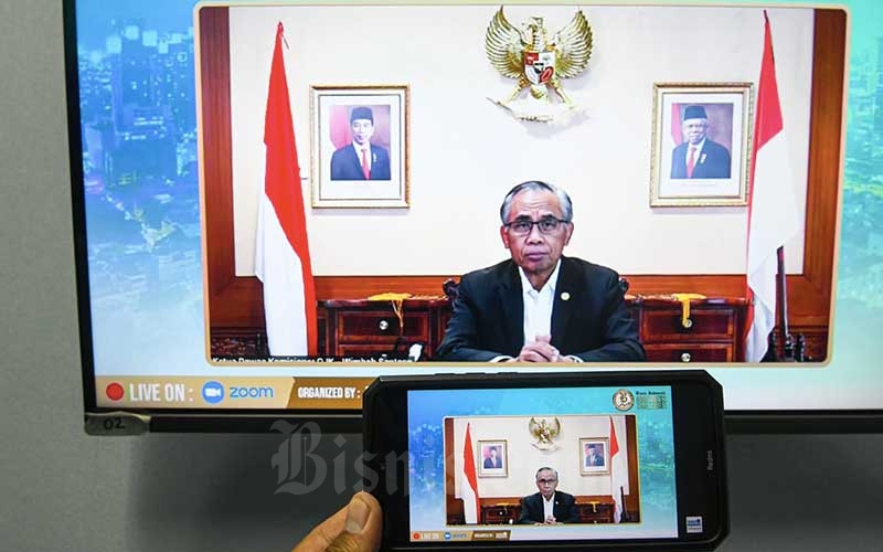  Bos OJK Sebut Pembiayaan di Pasar Modal pada 2021 Lampaui Perbankan