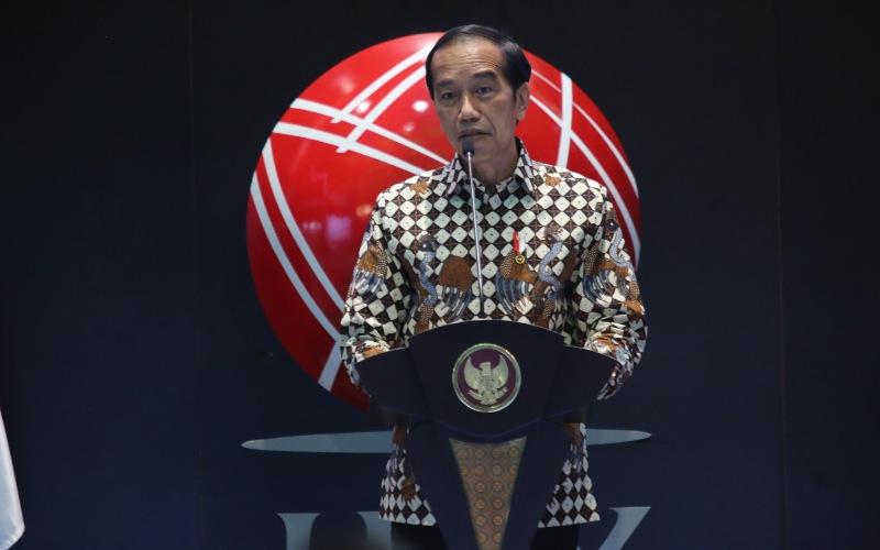 Presiden Joko Widodo menyampaikan pidato dalam pembukaan perdagangan Bursa Efek Indonesia perdana tahun ini pada Senin (3/1/2022)./IDX.