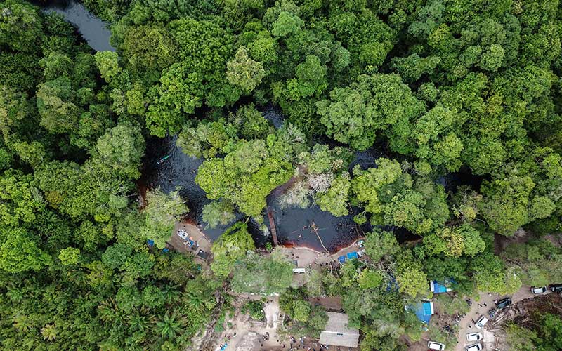  Kawasan Pemandian Air Gambut Danum Bahandang Tangkiling di Palangkaraya Ramai Dikunjungi Wisatawan