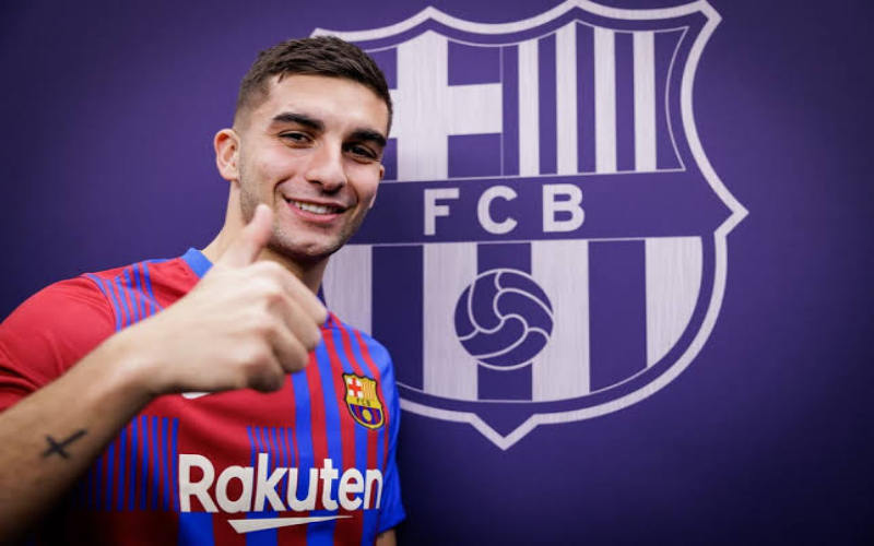  Barcelona Akhirnya Bisa Daftarkan Ferran Torres Usai Umtiti Potong Gaji