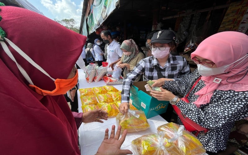  Operasi Pasar Minyak Goreng di Sumsel Berlanjut Tahap II