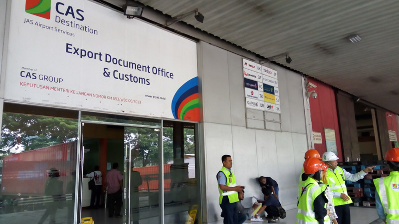Situasi di Kantor Dokumen Ekspor PT JAS Airport Services. Perusahaan berniat menambah kapasitas penyimpanan barang sebesar 25% hingga akhir 2018./Bisnis-Rio Sandy Pradana