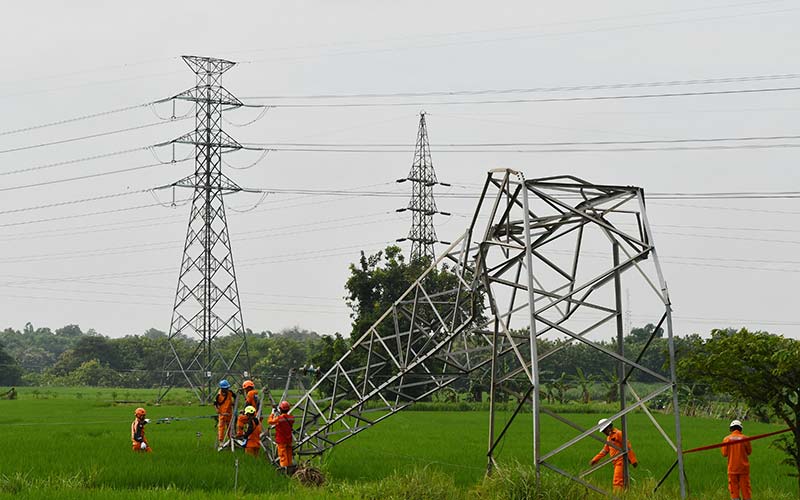  Diterjang Angi Kencang, Sejumlah Rumah dan Towes Listrik di Madiun Rubuh