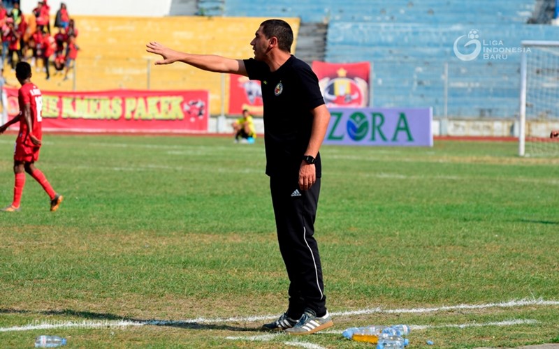  Sembilan Pemainnya Absen Lawan PSIS, ini Penjelasan Manajemen Arema