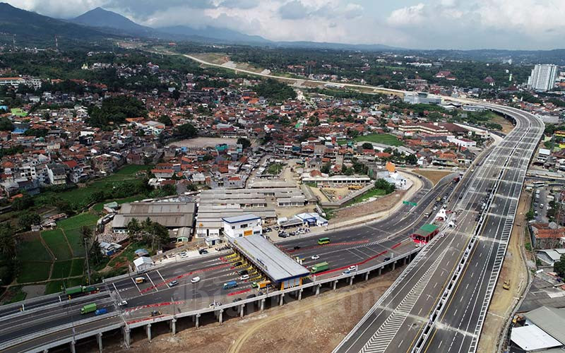  Tingkatkan Aksesibilitas Jawa Barat, Tol Cisumdawu Ditarget Beroperasi Penuh di Tahun Ini