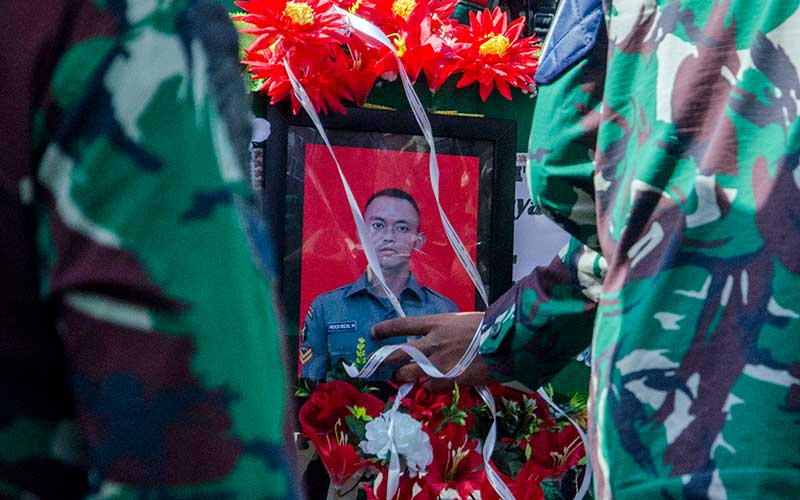  KSAD Jenderal TNI Dudung Abdurachman Pimpin Upacara pemakaman Prajurit TNI AD Yang Gugur Di Papua