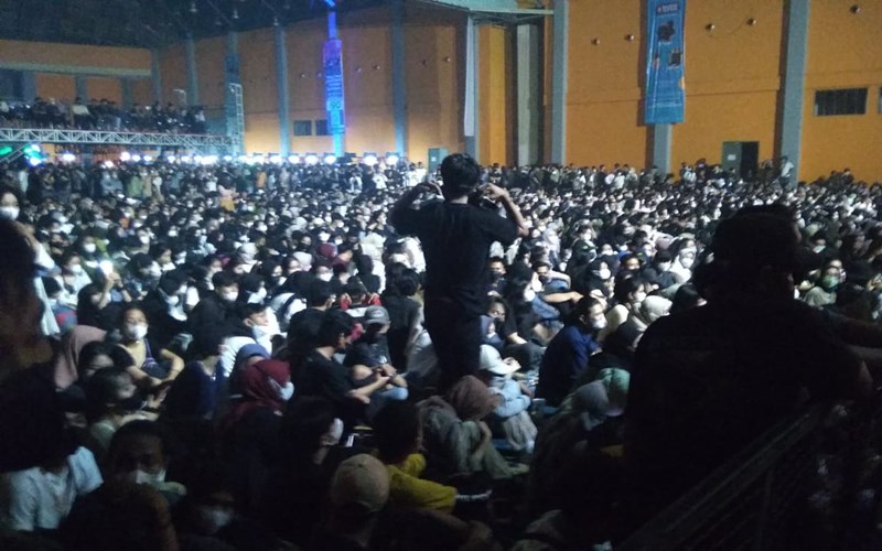  Satpol PP Makassar Bubarkan Konser Musik CoArt Coret Fest 2022 di CCC