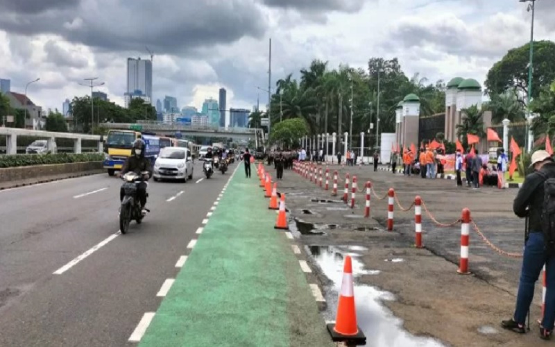  Demo Buruh di DPR, Polisi Belum Alihkan Arus Lalu Lintas