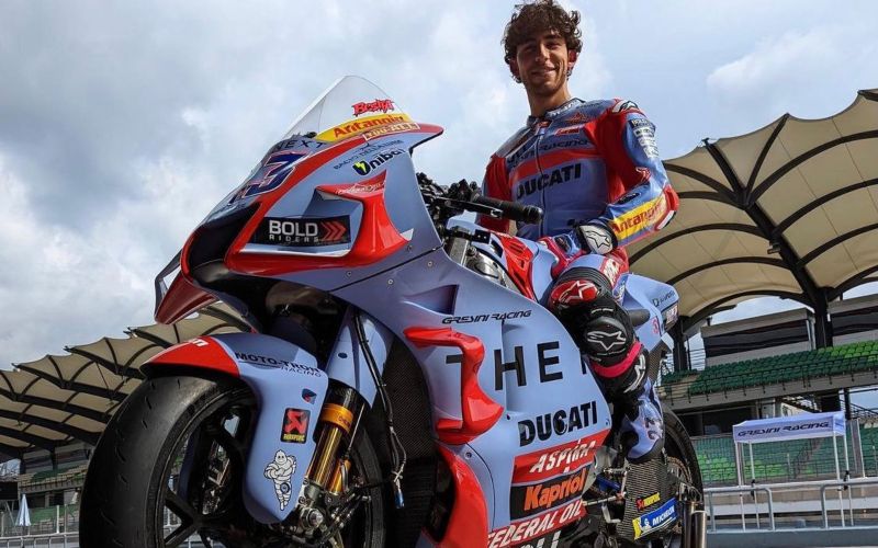  Tiba di Lombok, Pembalap MotoGP Bastianini Dikejutkan Kelelawar