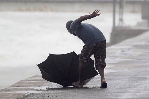  Cuaca Jakarta 10 Februari, Siang Hari Hujan dan Cerah Berawan