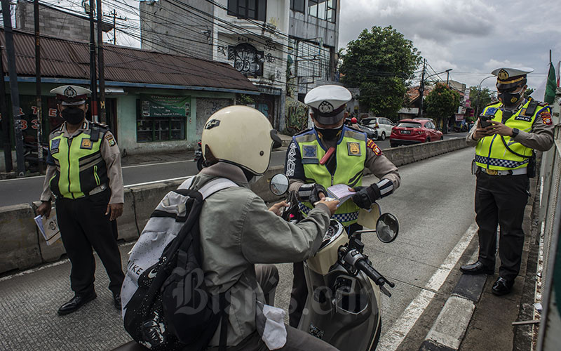  Penindakan Pelanggaran Jalur Bus Transjakarta