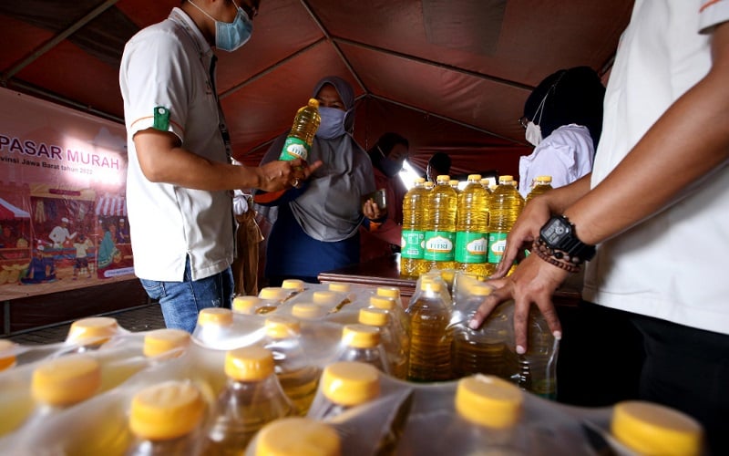  Praktik Belanja Berlebihan Sebabkan Minyak Goreng Murah Langka di Riau