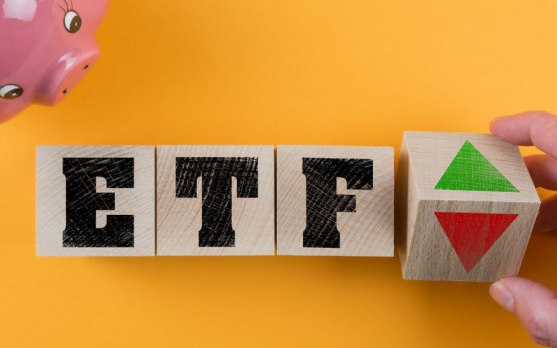  Apa Itu ETF? Definisi, Jenis, Keuntungan, hingga Kerugian