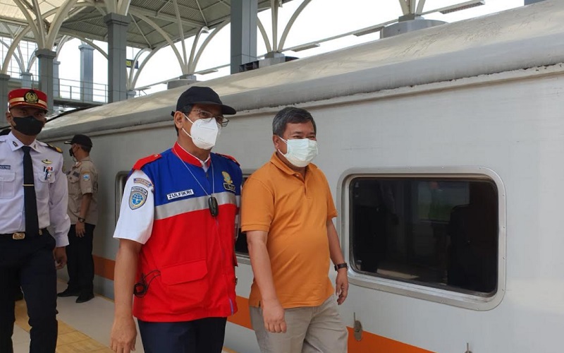  Dirjen Perkeretaapian Cek Kesiapan Jalur KA Cibatu-Garut